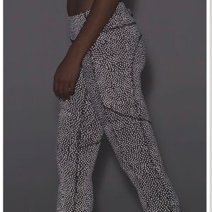 RARE Lululemon Reflective Speed Tight Frozen Fizz Black Size 6